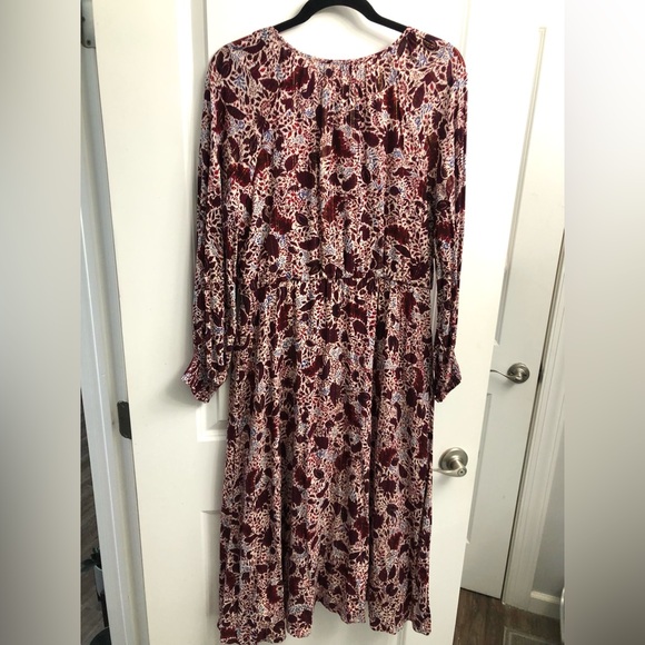 Ann Taylor Dress. Size Medium - Picture 4 of 9